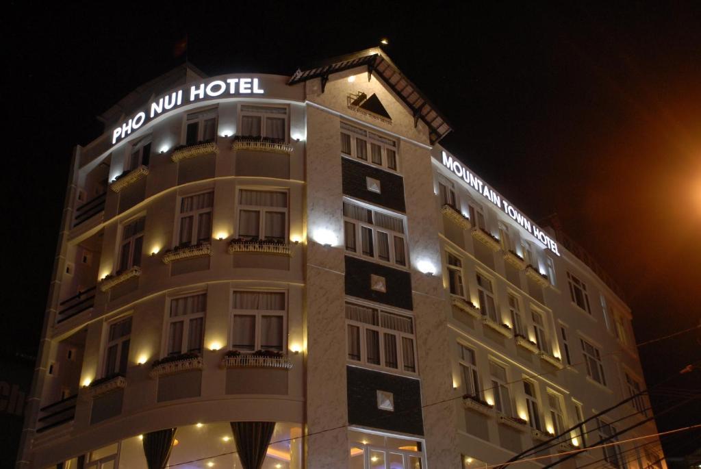 Mountain Town Hotel Dalat Bagian luar foto