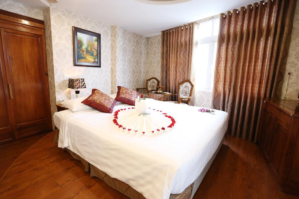 Mountain Town Hotel Dalat Bagian luar foto