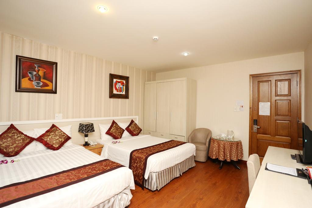 Mountain Town Hotel Dalat Bagian luar foto